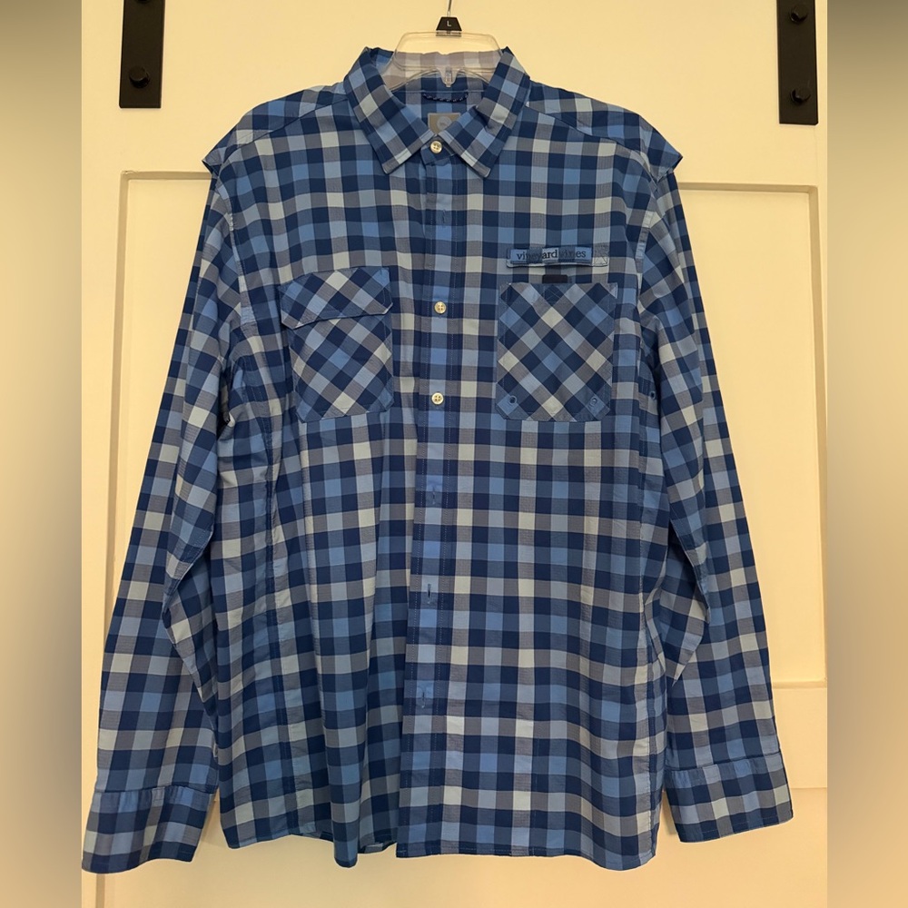 Men’s Vineyard Vines  long sleeve fishing shirt